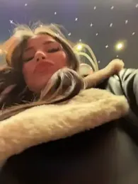 Chloe__Moon webcam model stream image