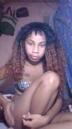 Rowane1 webcam model stream image