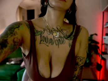 tattoo_ninja_kitty webcam model stream image