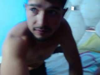 couple-wildd webcam model stream image