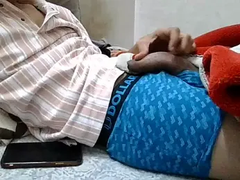 wknows2 webcam stripchat model stream image