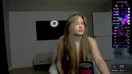 Holly_Molii webcam stripchat model stream image