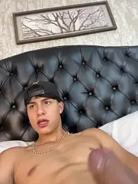 Lander_Cruz webcam stripchat model stream image