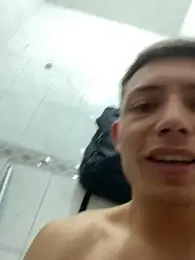 santiObrero webcam model stream image