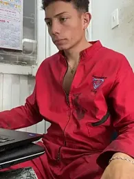 santiObrero webcam stripchat model stream image