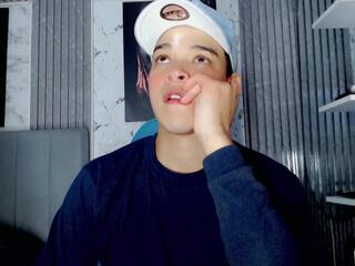 Luis Blake webcam model stream image