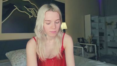 BriannaVert webcam model stream image