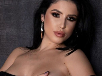 CoryGlam webcam model stream image