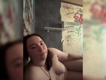 VictoriaCruz webcam model stream image