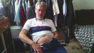 Kevinareux60 webcam model stream image