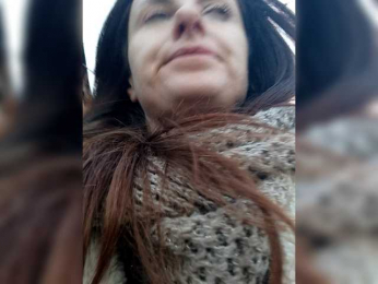 Erine9900 webcam model stream image