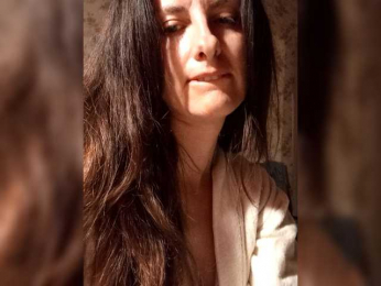 Erine9900 webcam model stream image