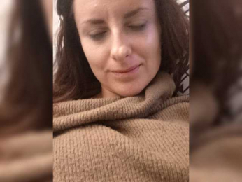 Erine9900 webcam bongacams model stream image