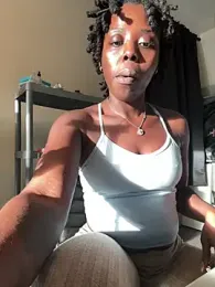 choclatepeaach webcam model stream image