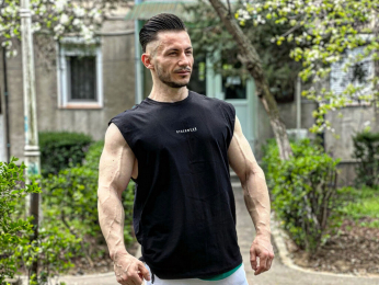 PumpIron webcam model stream image