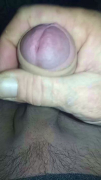 Aple82 webcam model stream image