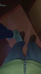 Aple82 webcam model stream image