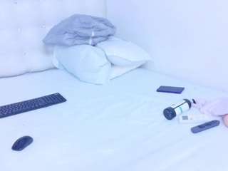 nympho-bff webcam model stream image