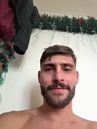 Hugo34bg webcam stripchat model stream image