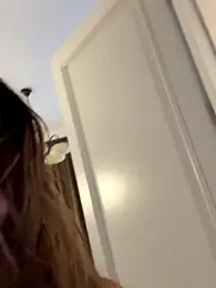 curvyflawless webcam model stream image