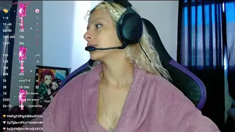 blondegamerr webcam model stream image