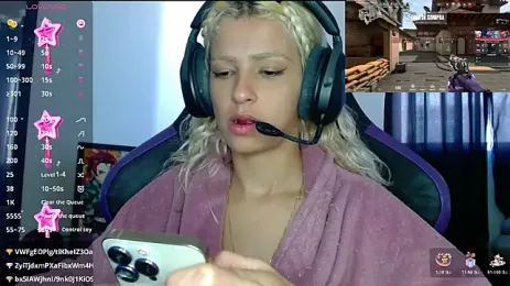 blondegamerr webcam model stream image