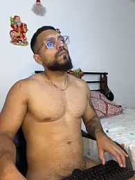 vincentjaxon webcam stripchat model stream image