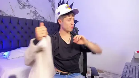 marcuscollins1_ webcam model stream image