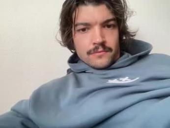just_a_guy_with_a_big_cock webcam model stream image