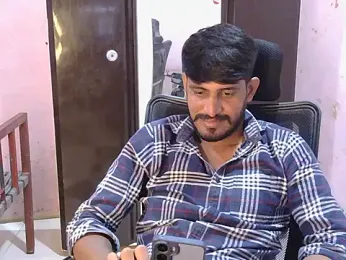 Yuvi_hot webcam model stream image