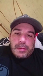 Ronnielh webcam cam4 model stream image