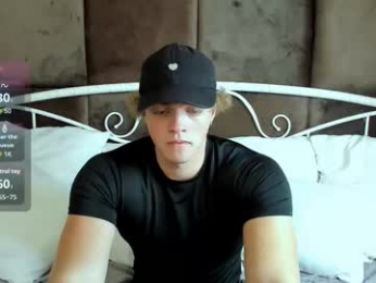 chase_muscular webcam model stream image