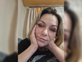 krisred webcam model stream image