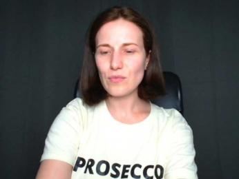 BellaKisss1 webcam model stream image