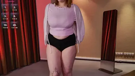 Morvelyn webcam model stream image