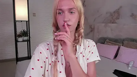 SerenaCrystall webcam model stream image