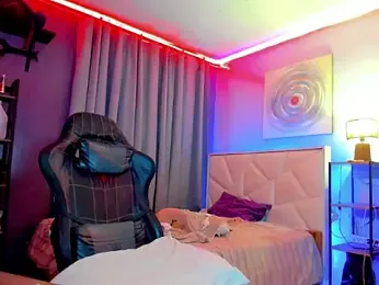 Amethyst_ts webcam model stream image