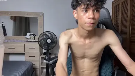 OopsAgain_ webcam model stream image