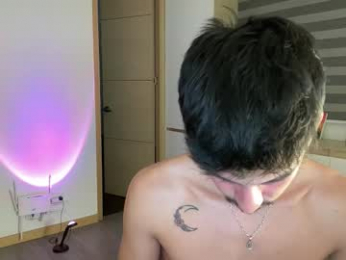 sweettaaron webcam model stream image