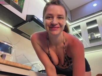 AnnMyself webcam model stream image