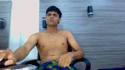 Lelehott01 webcam model stream image
