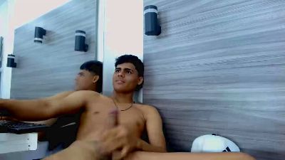 Lelehott01 webcam model stream image
