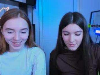 stella_flower webcam model stream image