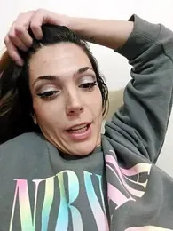 SheTheDeeevil webcam model stream image