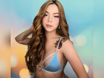 HolyAngelica webcam model stream image