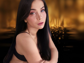 HolyAngelica webcam model stream image