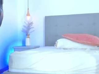 tokioshuang webcam model stream image