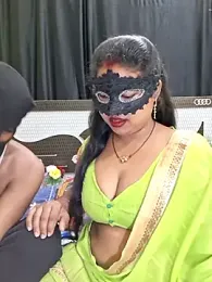 Soniya_G webcam model stream image