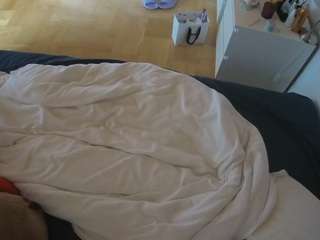 voyeurcam-julmodels-greybed-2 webcam model stream image