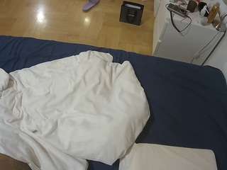 voyeurcam-julmodels-greybed-2 webcam model stream image